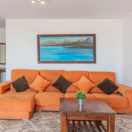 Andres House, Apartment