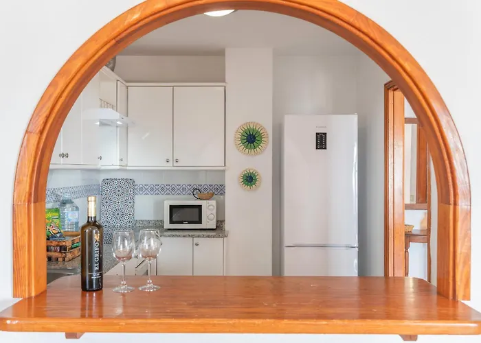 아파트 Andres House, *